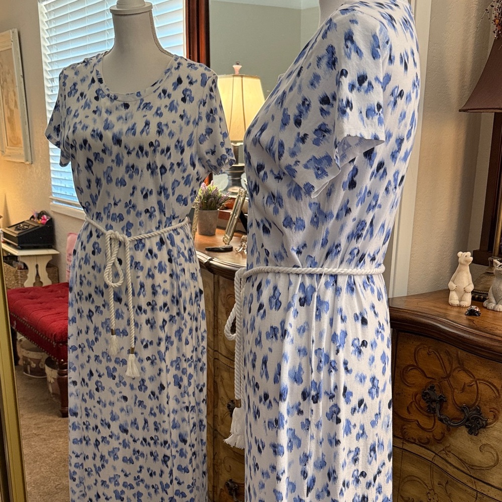 Michael Kors Blue & White Floral Print Maxi Dress/Size L - Picture 9 of 13